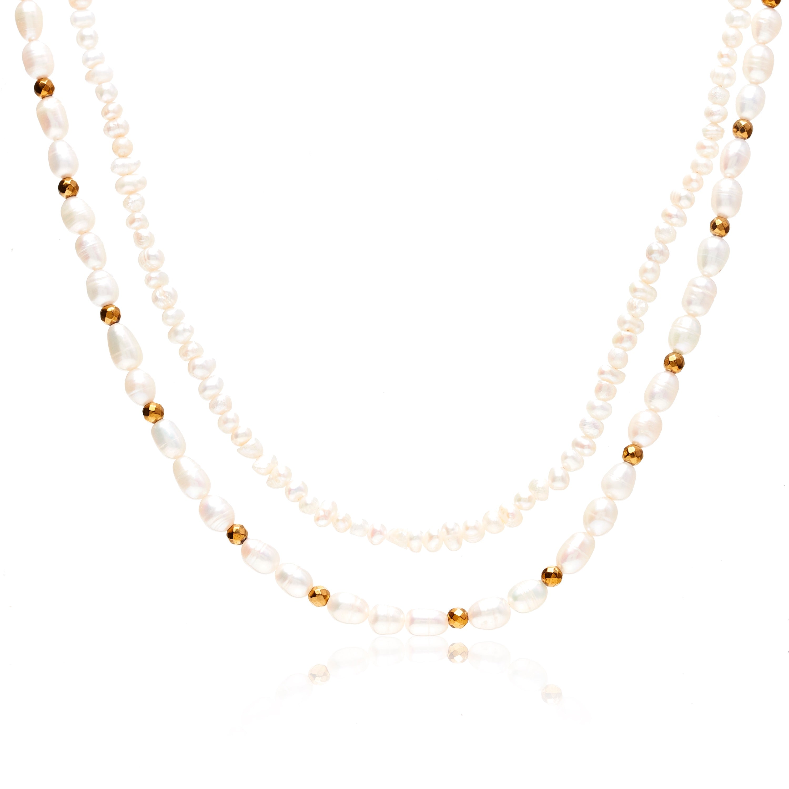 Silk & Steel Jewelley - How to layer necklaces like a minimalist with pearls - La Mer and Santorini Necklaces