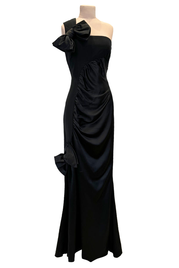 Chic 1980s Valentino Boutique Graphic Black & White Silk Top – Shrimpton  Couture