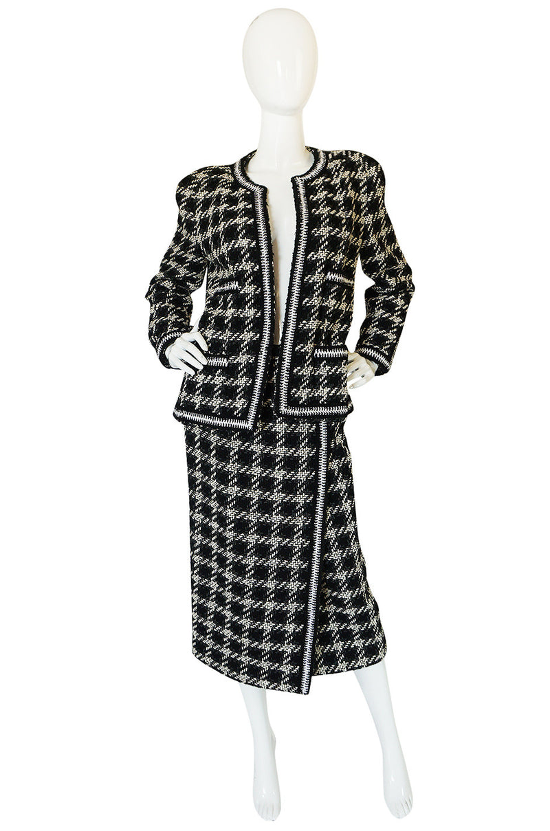 Rare 1980s Graphic Boucle Chanel Midi Length Skirt Suit – Shrimpton Couture