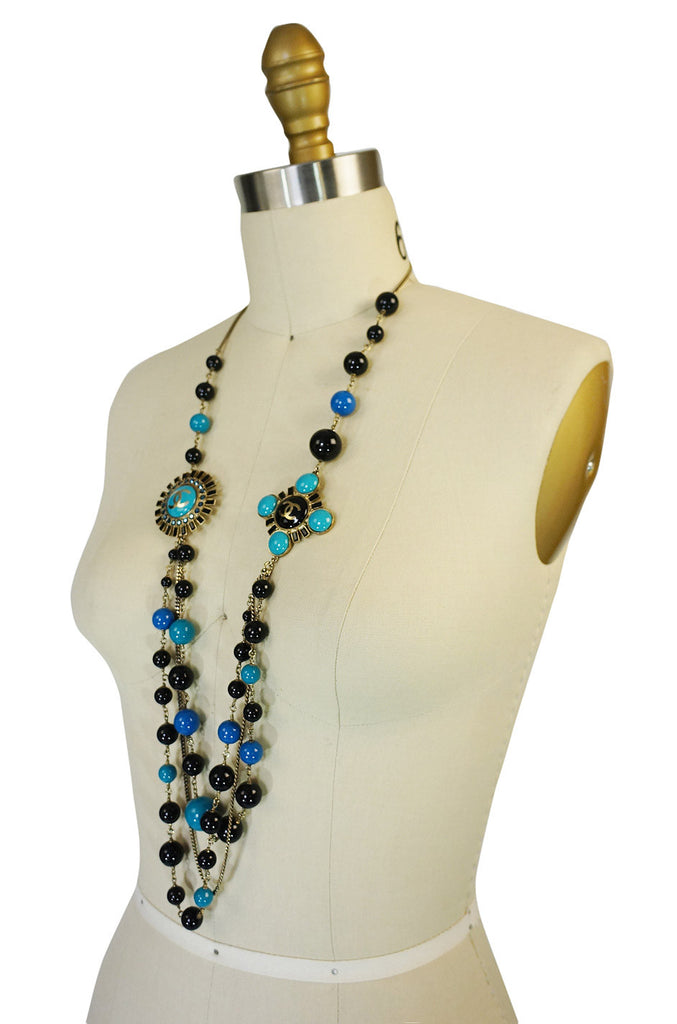 Chanel 07A Black & Blue Pearl Necklace | shrimptoncouture.com