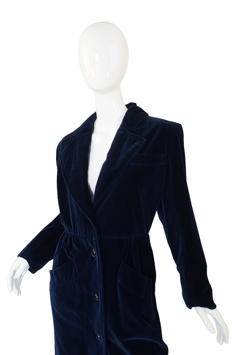 1970s Yves Saint Laurent Blue Velvet Coat – Shrimpton Couture
