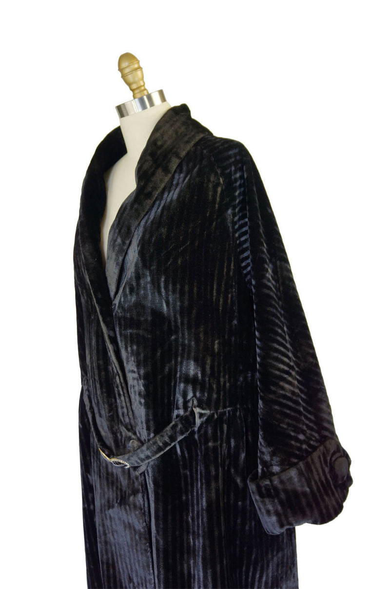 Teens/Early 1920s Velvet Flapper Coat – Shrimpton Couture