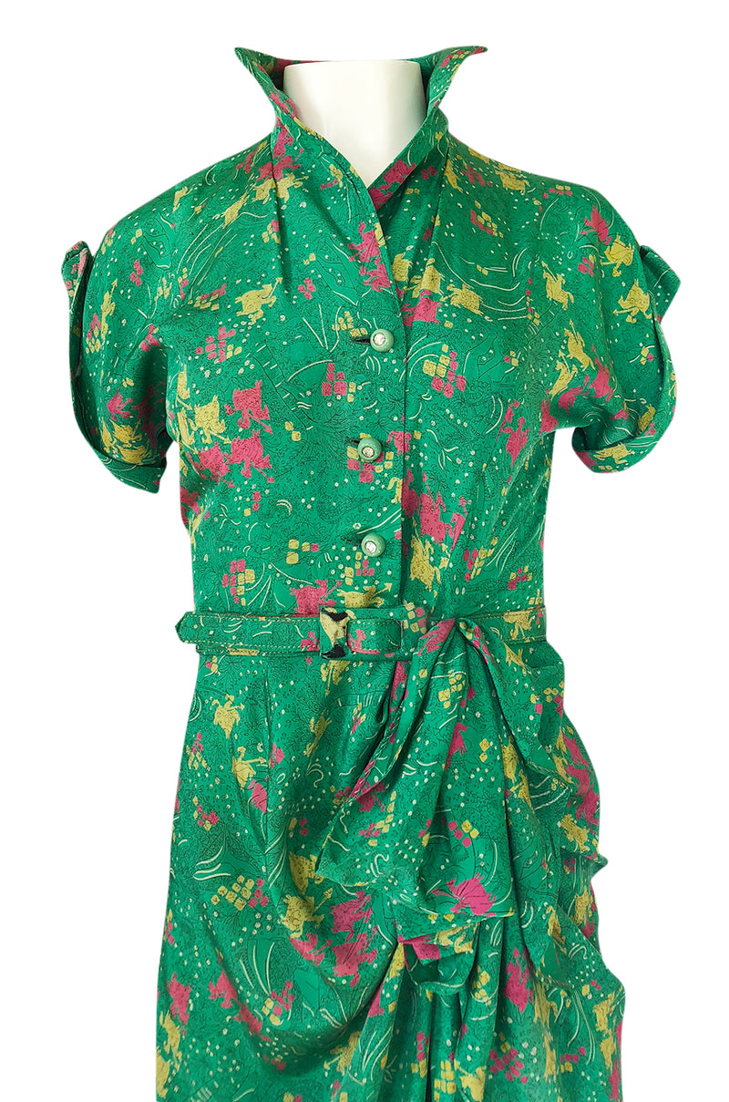1940s Unlabeled Green Silk Horse & Knight Jousting Print Dress ...