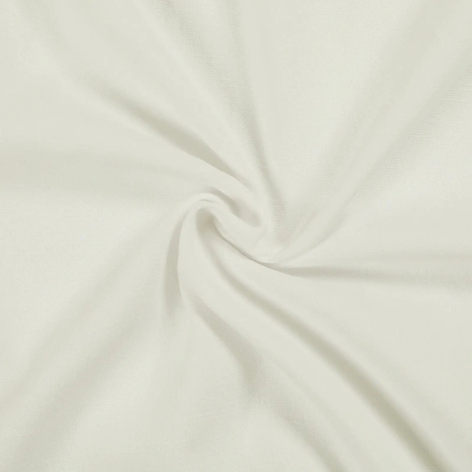 Pleated Curtain in 100% Cotton Plain Weave with a Broad Design