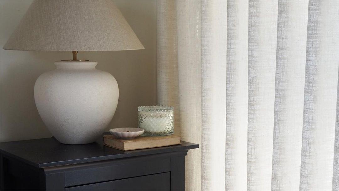 The Ultimate Guide to Different Types of Curtains: Linen, Cotton, Velvet, Silk and More