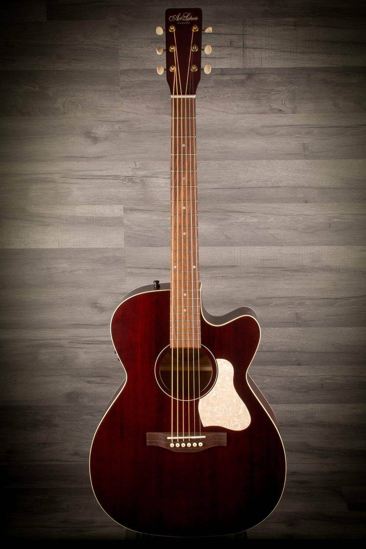 Art & Lutherie Legacy Tennessee Red CW QIT