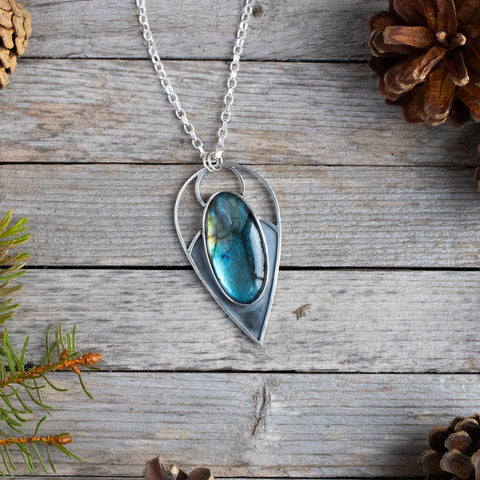 Labradorite Silver Pendant by Aimi Cairns Jewellery