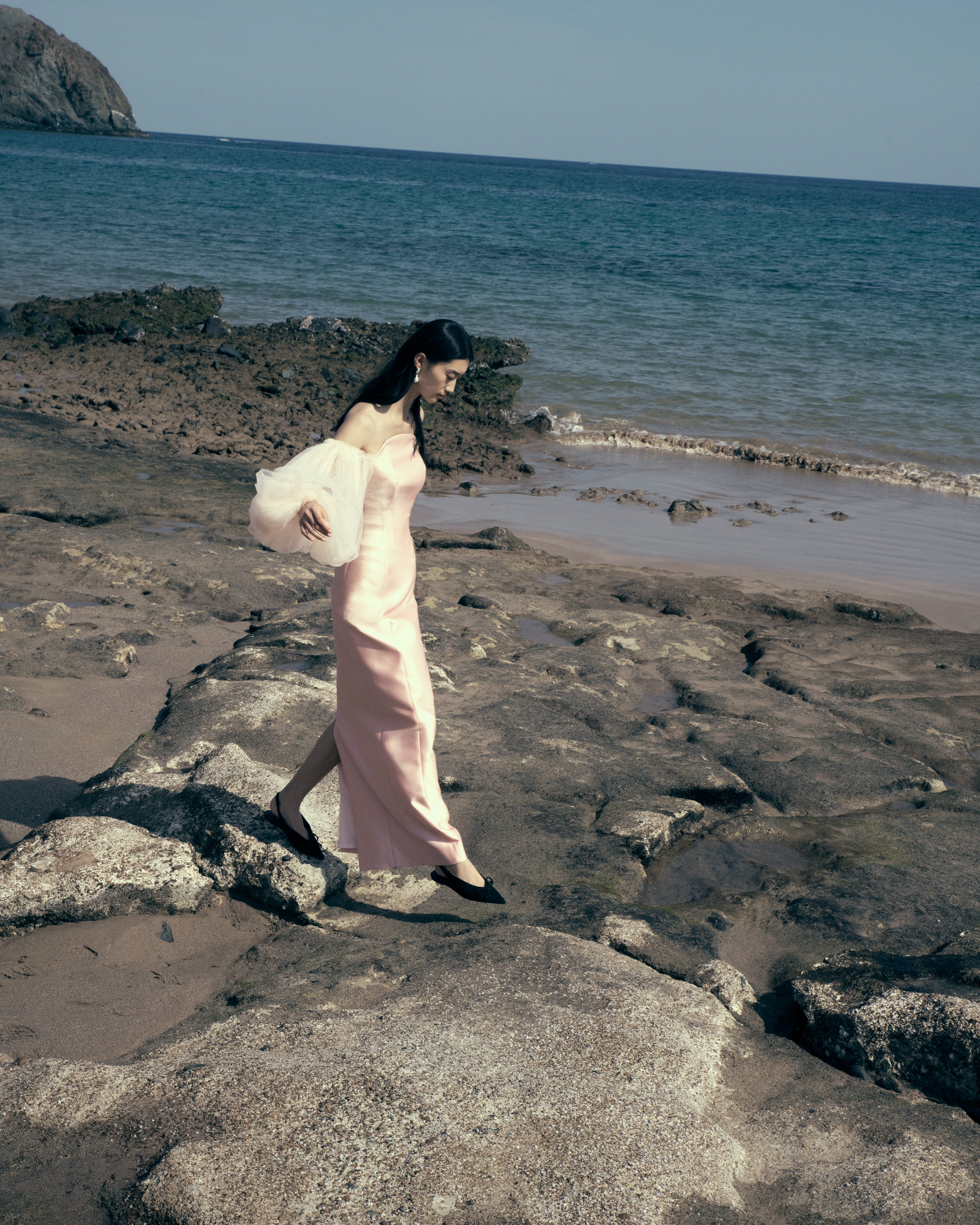 Off-shoulder Pink Column Gown with Gathered Tulle Sleeve
