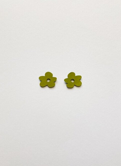 Cartouche MTL Flower Stud Earrings