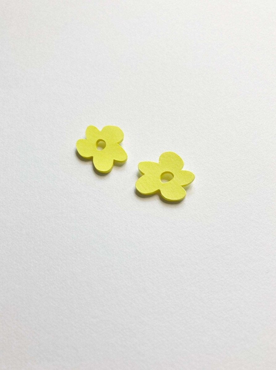 Cartouche MTL Flower Stud Earrings