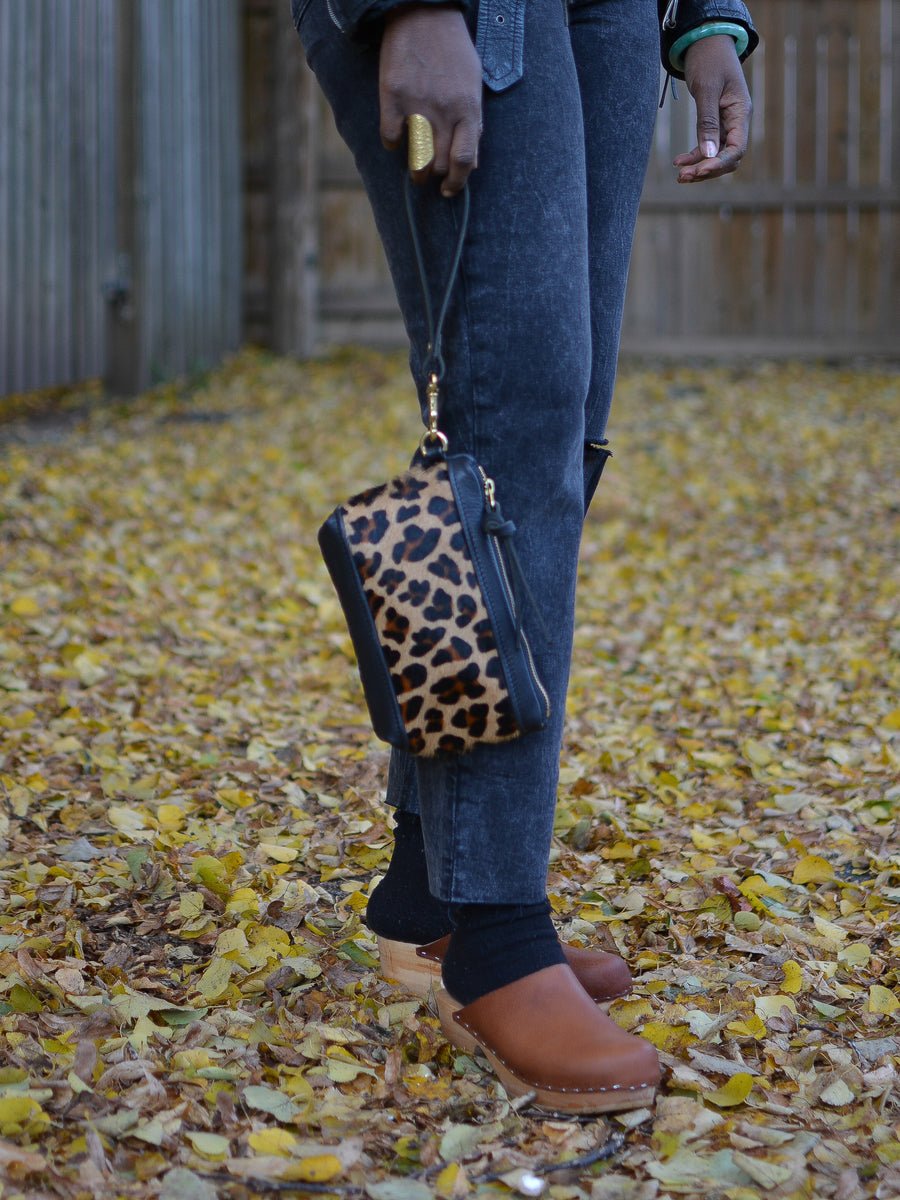 Eleven Thirty Hanna Mini Clutch (Leopard)