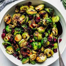 glazed-brussel-sprouts-best-8-side-dishes-to-serve-with-picanha