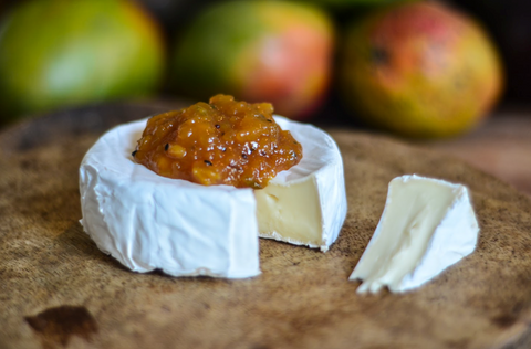 A delightful combination of Indian spices with mangoes, this sweet and spicy mango chutney is a signature chutney from India.