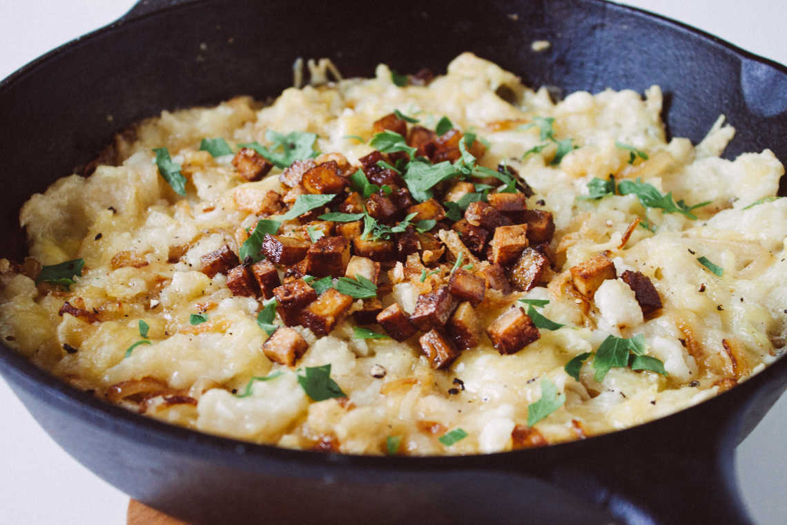 Vegan cheese spaetzle