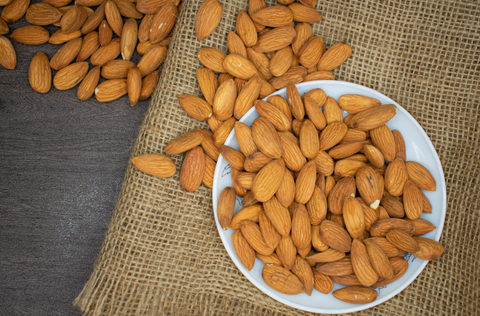 best healthy snack ideas almonds chocolate