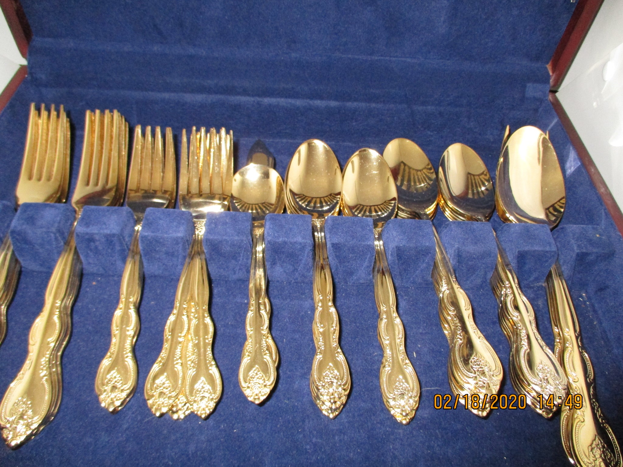 electroplating of silver spoon with gold