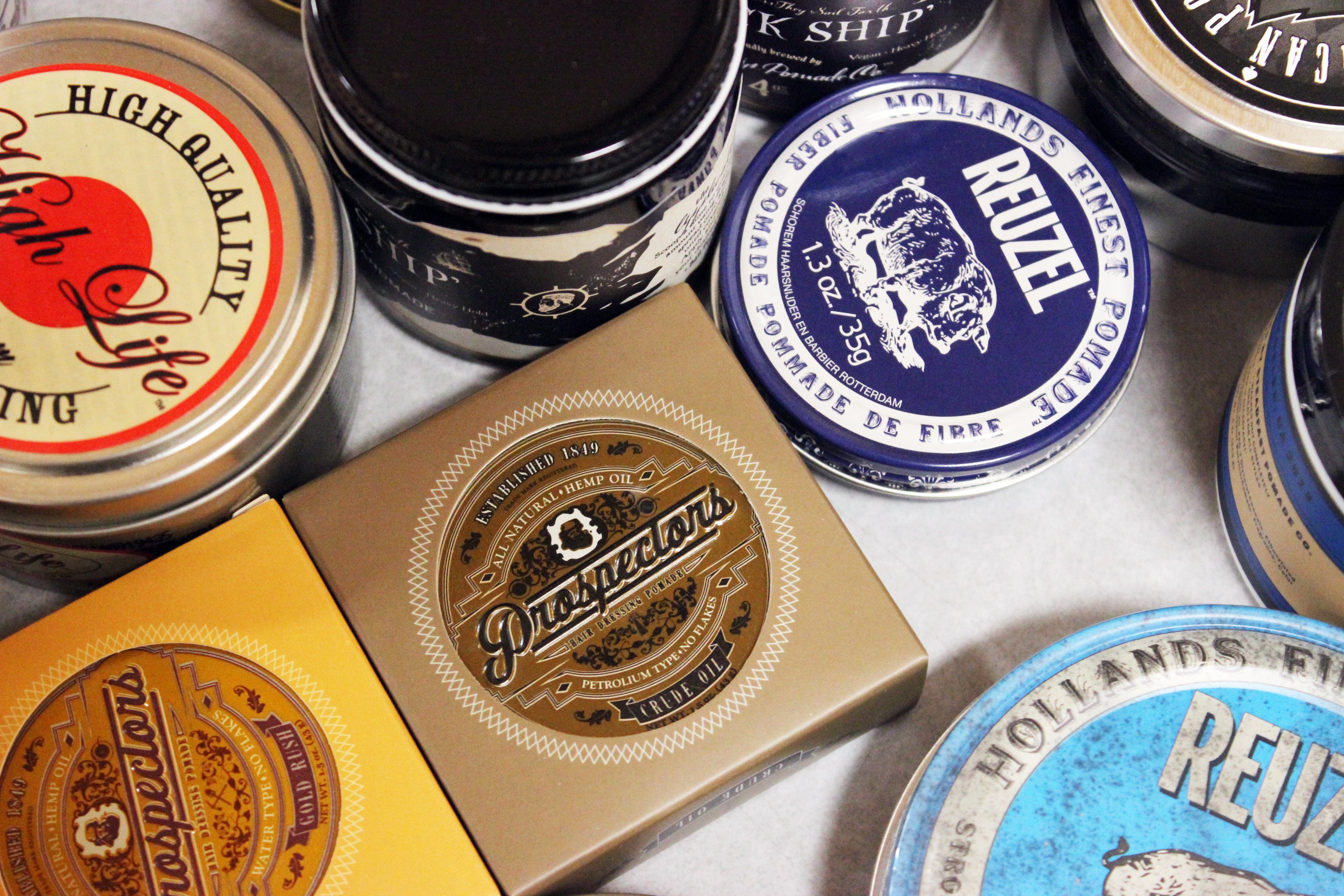 pomade in small/ travel sizes 