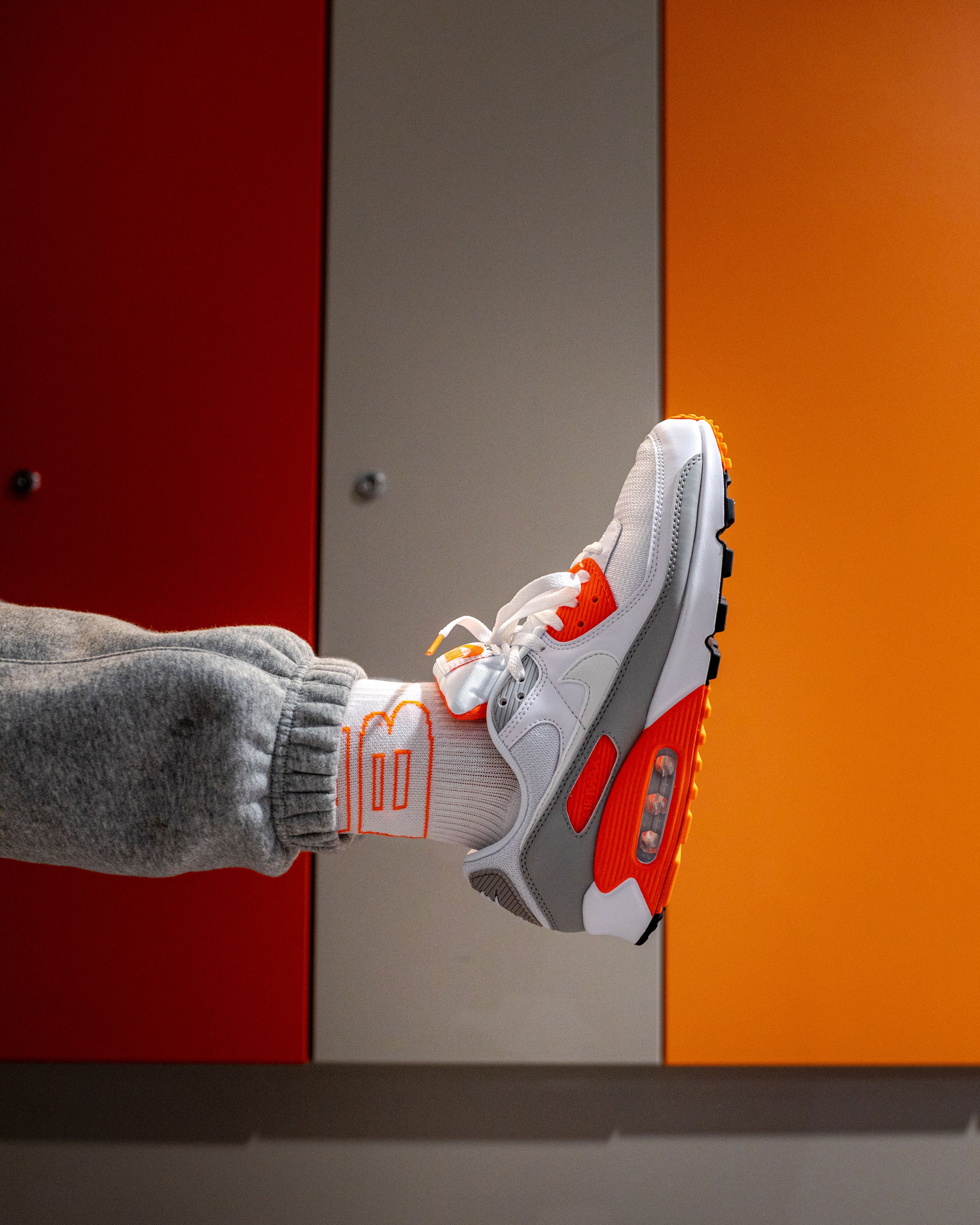 Nike Air Max 90 Hyper Orange – SneakerBAAS