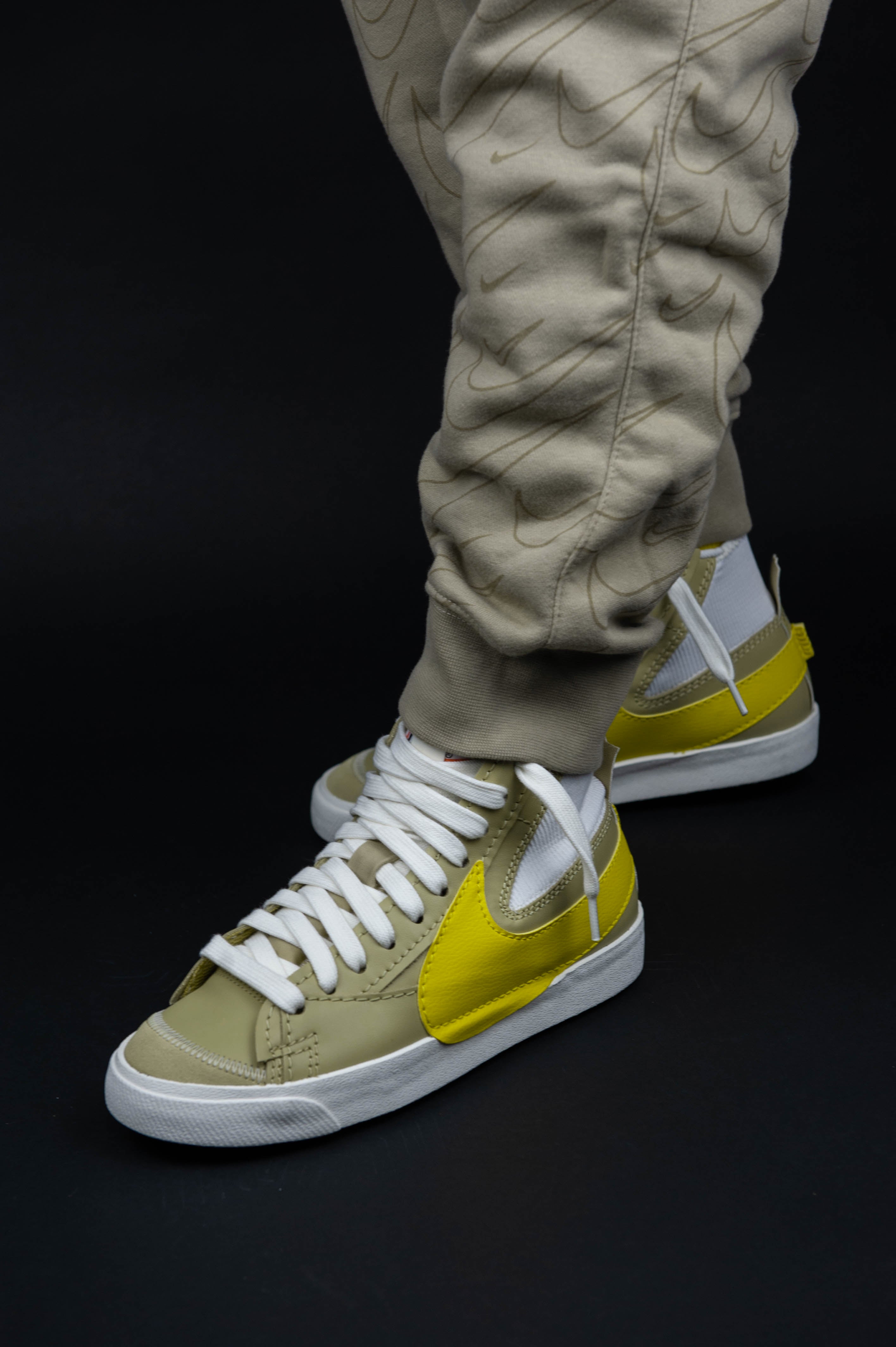 Nike Blazer Mid 77 Jumbo Wheat Grass DH7690-700