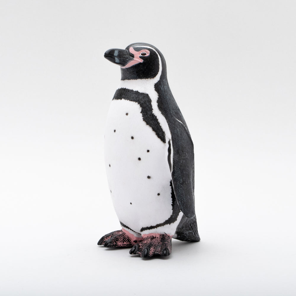 Favorite フンボルトペンギン ビニールモデル 愛嬌とリアルな雰囲気が共存する柔らか素材のビッグサイズフィギュア フェバリット ストア