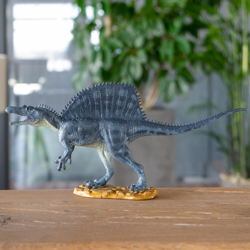 Favorite スピノサウルス ソフトモデル 低価格ながら本格的な恐竜フィギュア フェバリット ストア