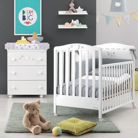 How do we decorate the baby's room?