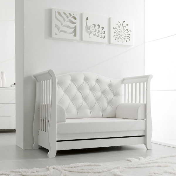 convertible baby furniture Italian design baby room