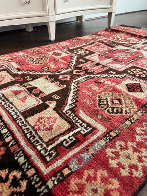 Abbey | 5’3x3’2 - KILIM & RUG BAZAAR