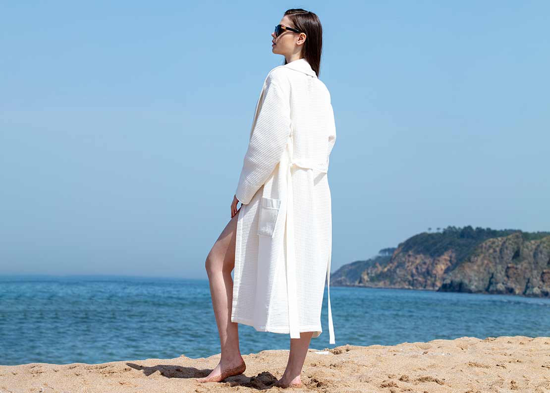 Women's Turkisj Cotton Full-length Waffle Robes with Shawl Collar in White