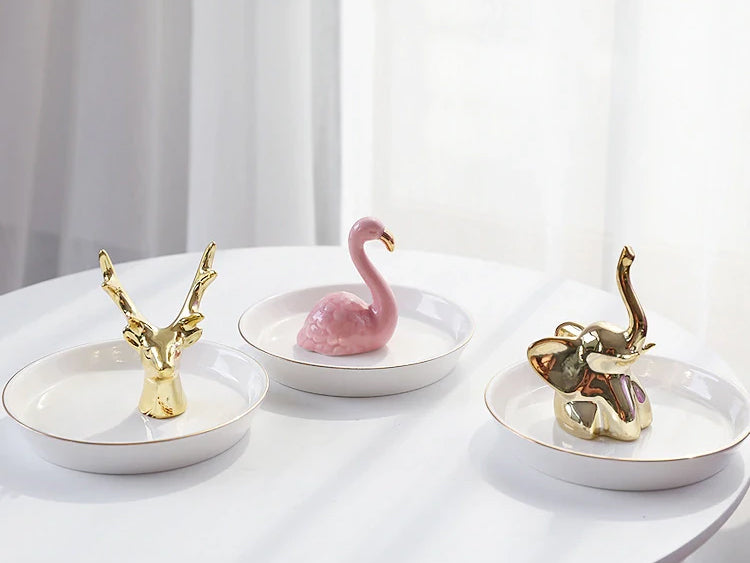 Nordic Style Bone China Ceramic Plates Miniature Flamingo Pineapple Cactus Rabbit Deer Eiffel Tower Elephant Baby Jewelry Tray Decorative Ornaments