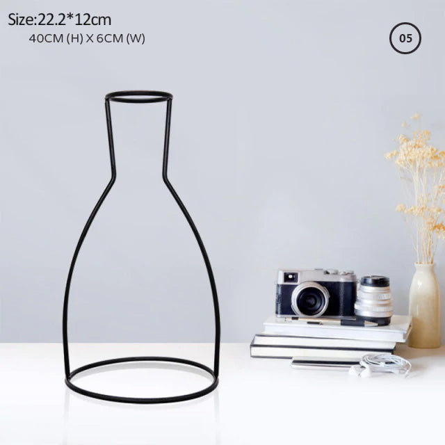 Retro Line Art Minimalist Nordic Iron Frame Tabletop Vase For Kitchen Living Room Table Simple Modern Decoration Scandinavian Style Home Interior Styling