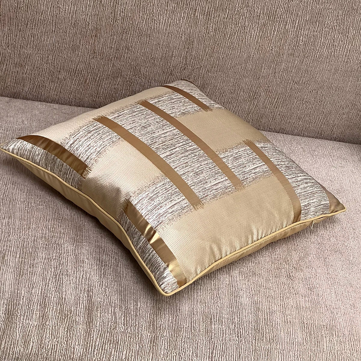 Shiny Golden Silver Stripe Jacquard Cushion Cushion Covers 45x45cm Pillow Cases Square Cover For Sofa Throw Cushions Light Luxury Nordic Home Decor