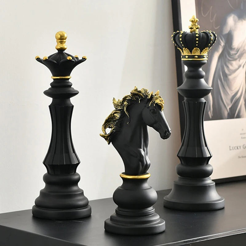 King Queen Knight Luxury Chess Pieces Home Decor Ornaments Carved Resin Statuettes For Living Room Coffee Table Mantelpiece Light Luxury Home Interior Decor Accessories