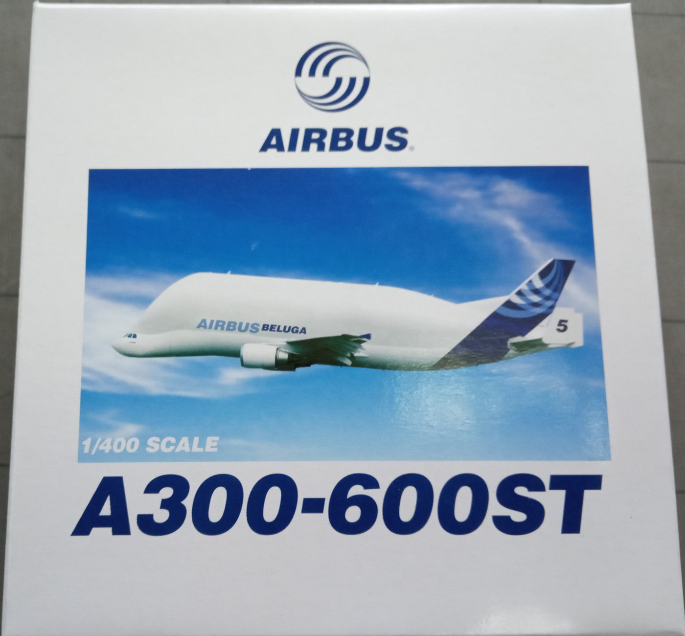 1 400 A300 600st Airbus Beluga No 5 Cyber Hobby