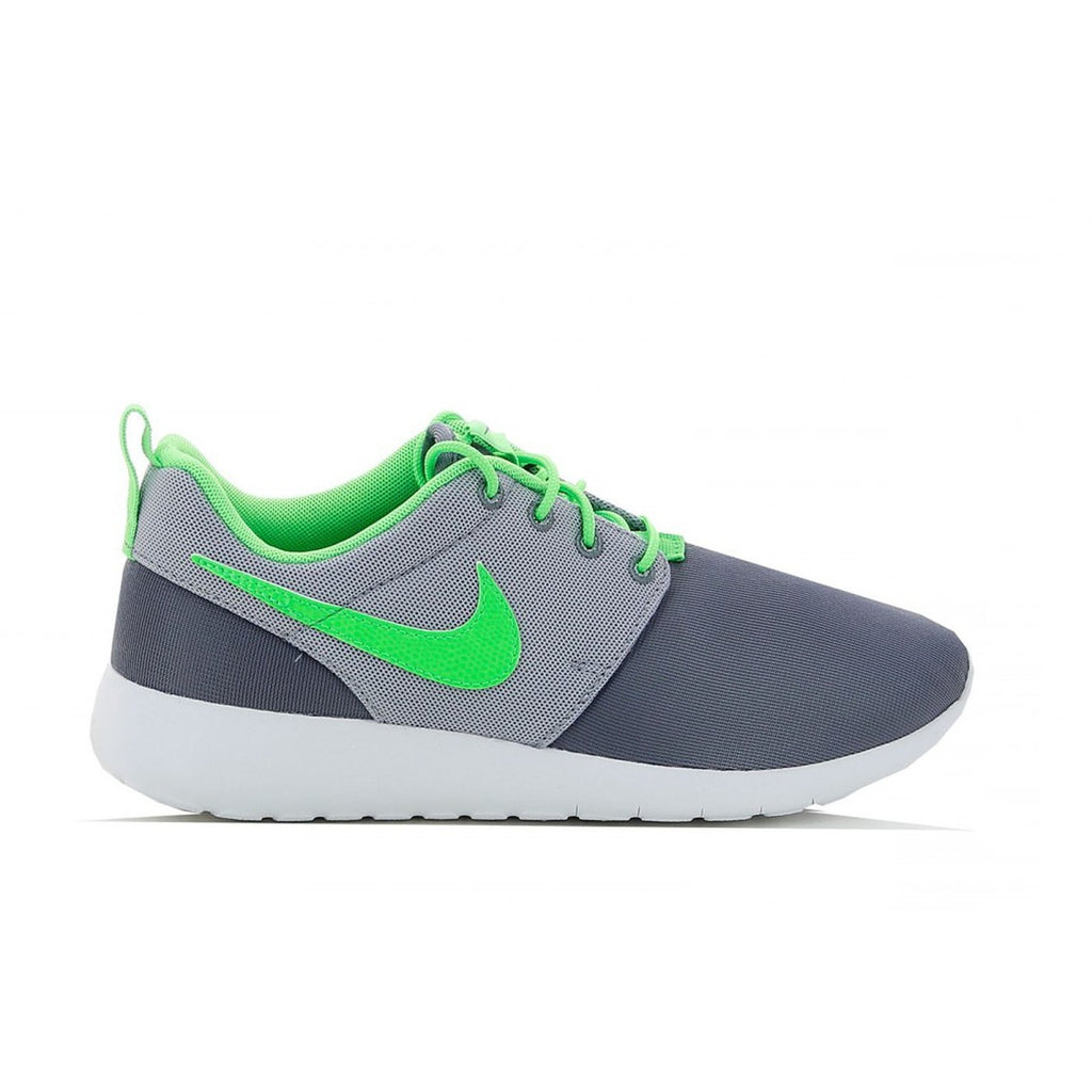 nike youth roshe