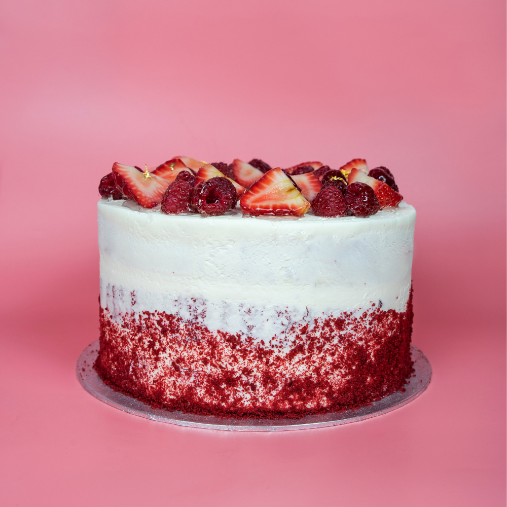 Strawberry cloud cake | London Cakes & Bakes