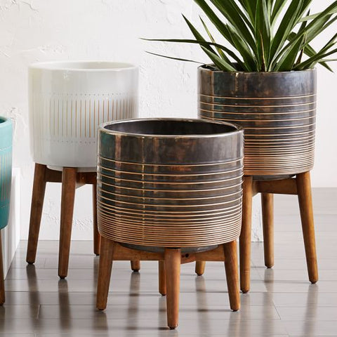 Stylish Planter and Plant Stands_Plant Lover Gifts_Mother's Day Gifts_photo_West Elm_Aloe Gal