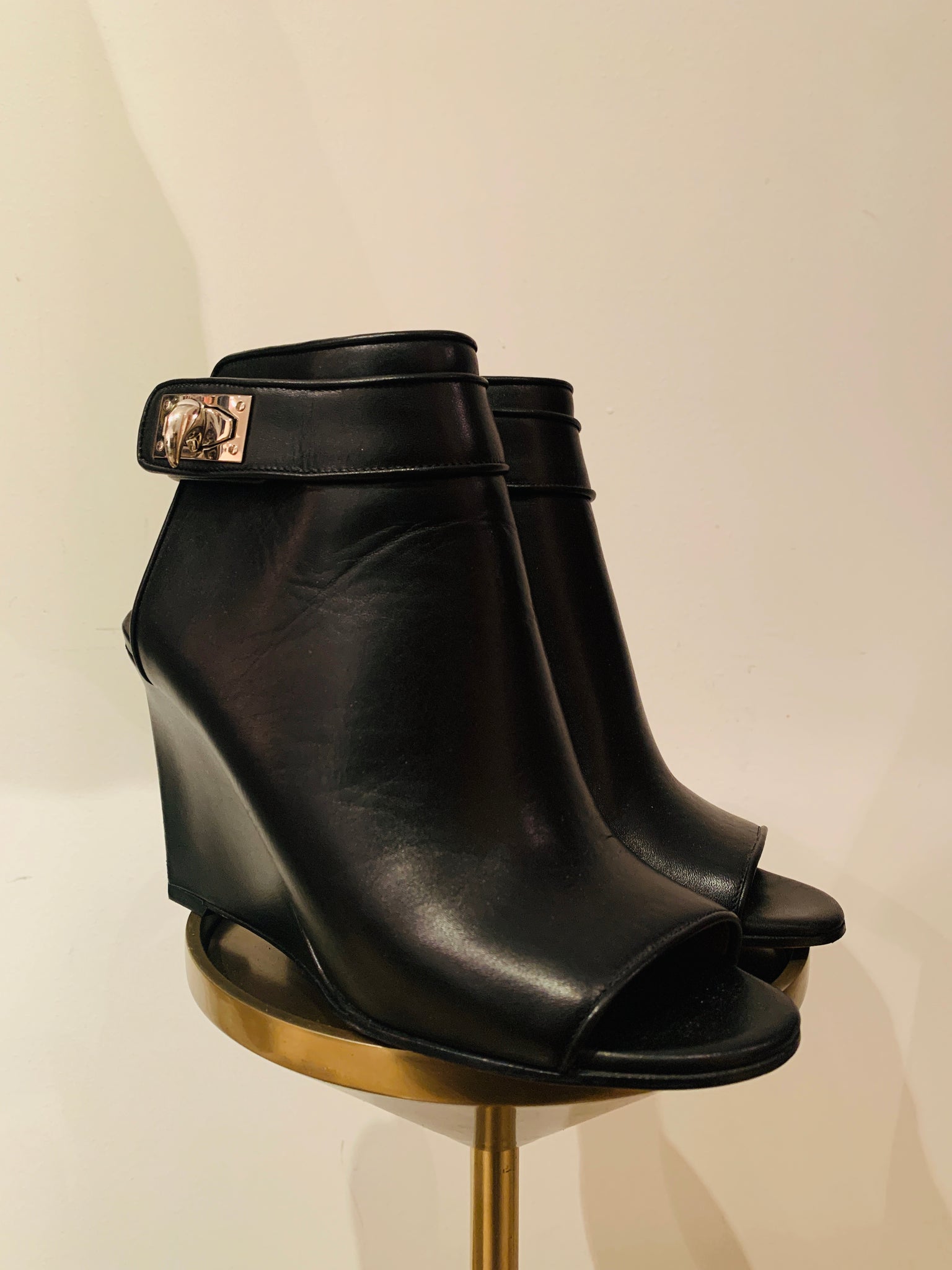 givenchy shark lock ankle boots