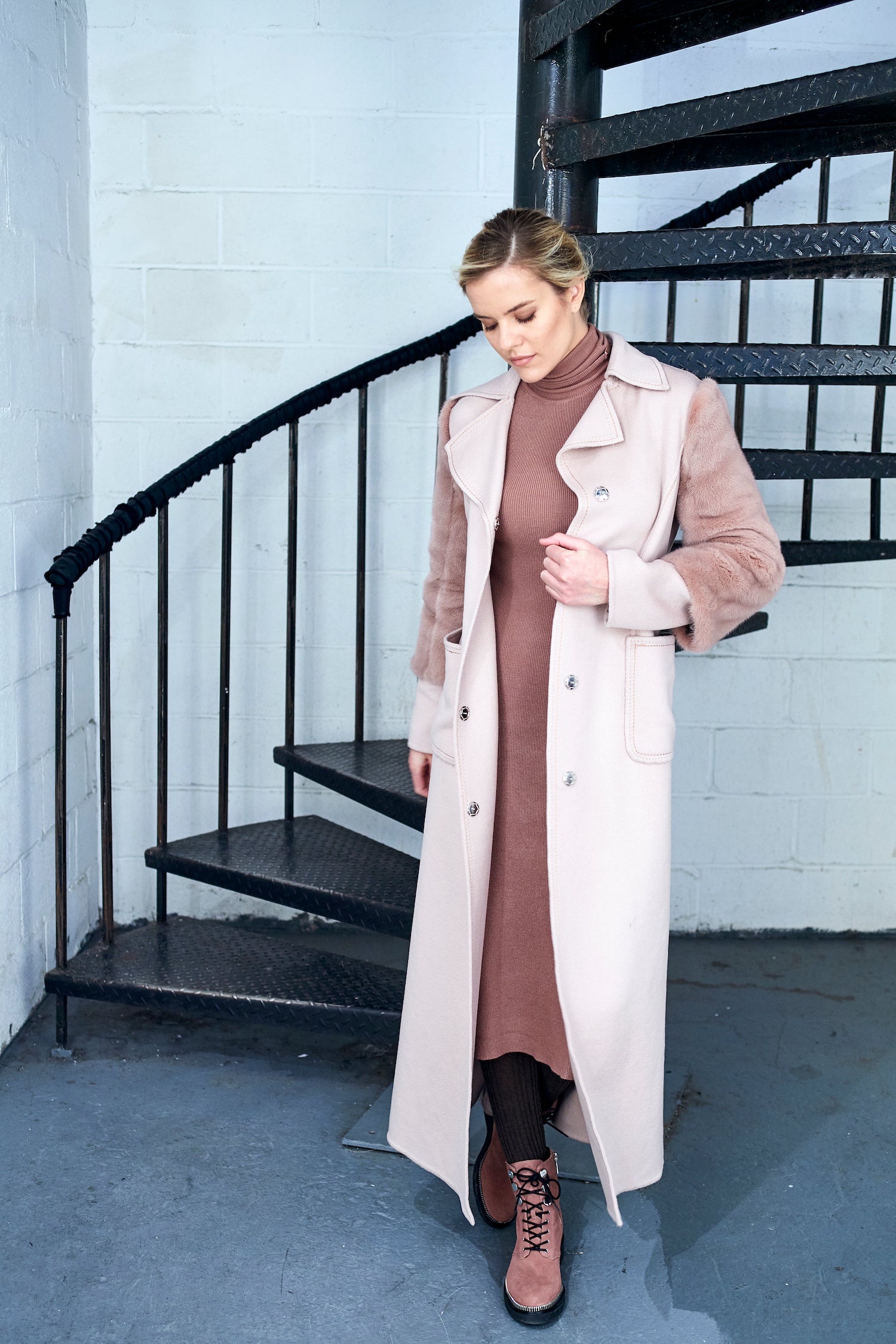 Light Mauve Cashmere Coat with Mink Sleeves - Dennis Basso product image