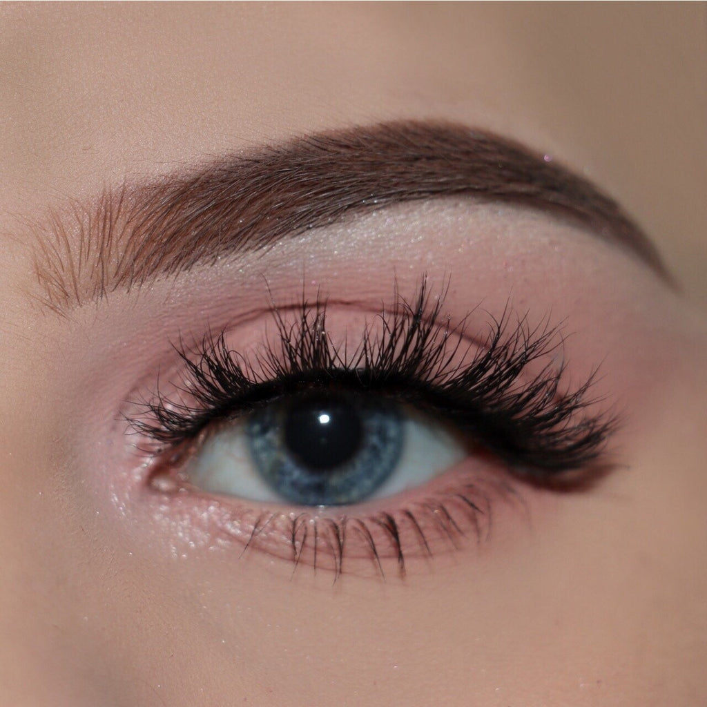 Chloe elizabeth lashes