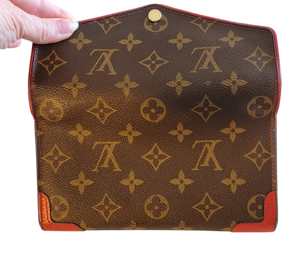 Louis Vuitton Monogram Vintage Snap Front Wallet