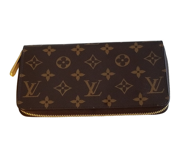 Louis Vuitton Womens Monogram Coated Canvas Porte cartes Credit Pression Brown