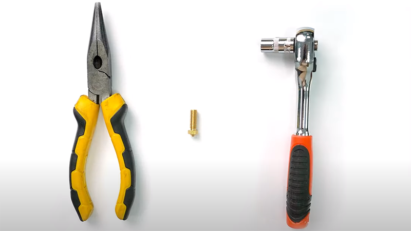 Tools for nozzle replacement