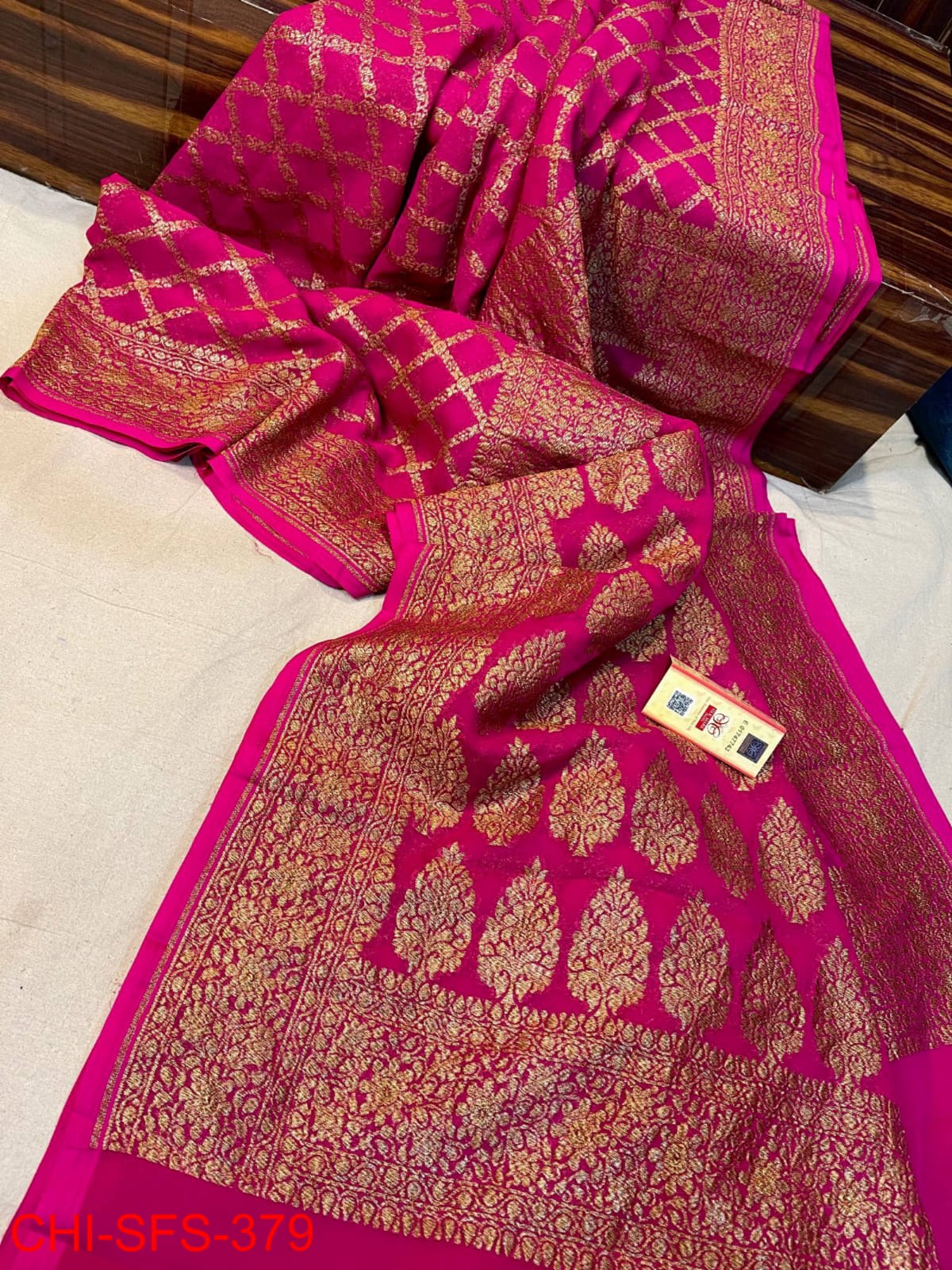 Malishka Harini Wholesale Full Saree Swaroski Work Sarees - textiledeal.in