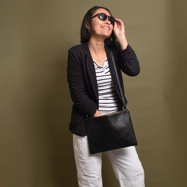 Black leather fanny pack and crossbody bag – CASUPO