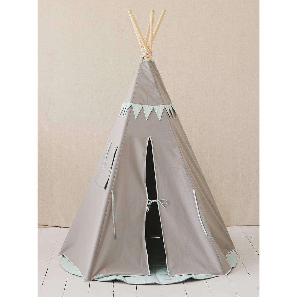 Mint Love Teepee With Garland - Light 