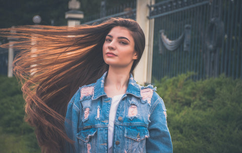 Learn all about Brazilian Keratin Hair Straightening Treatment and find out if it is possible to perform this professional treatment at home. All about Do It Yourself Hair Treatments, step-by-step, best formaldehyde-free options and more.