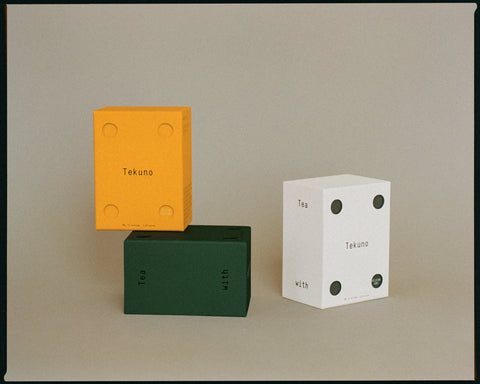 Pantone: Box of Color: 6 Mini Board Books!