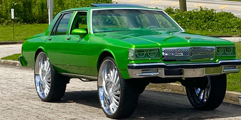 Box Chevy Caprice Classic Baldhead on 32s King slime32