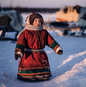 NEW: Nenets child in red cards
